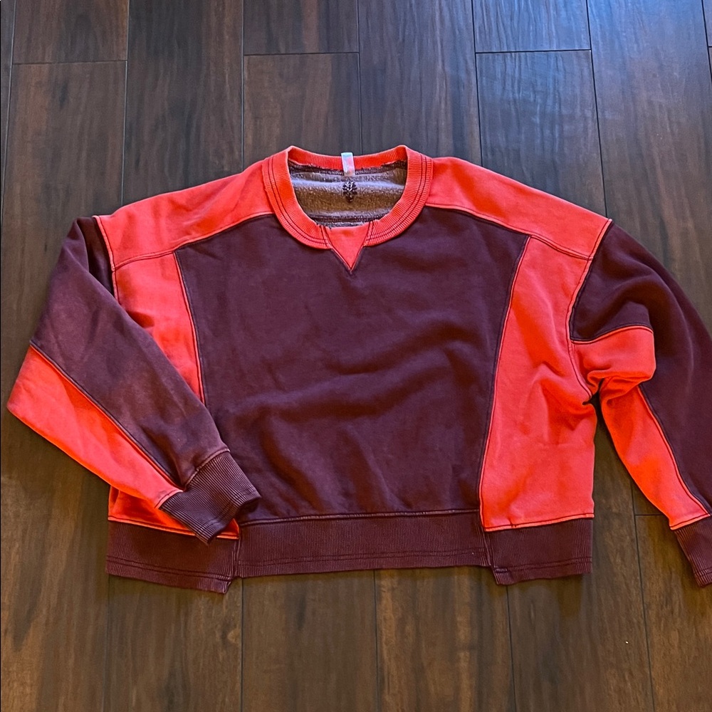 Free people, movement, color block, crop sweatshirt, size medium